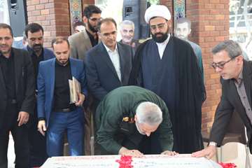 مراسم رونمایی از یادمان شهدای گمنام